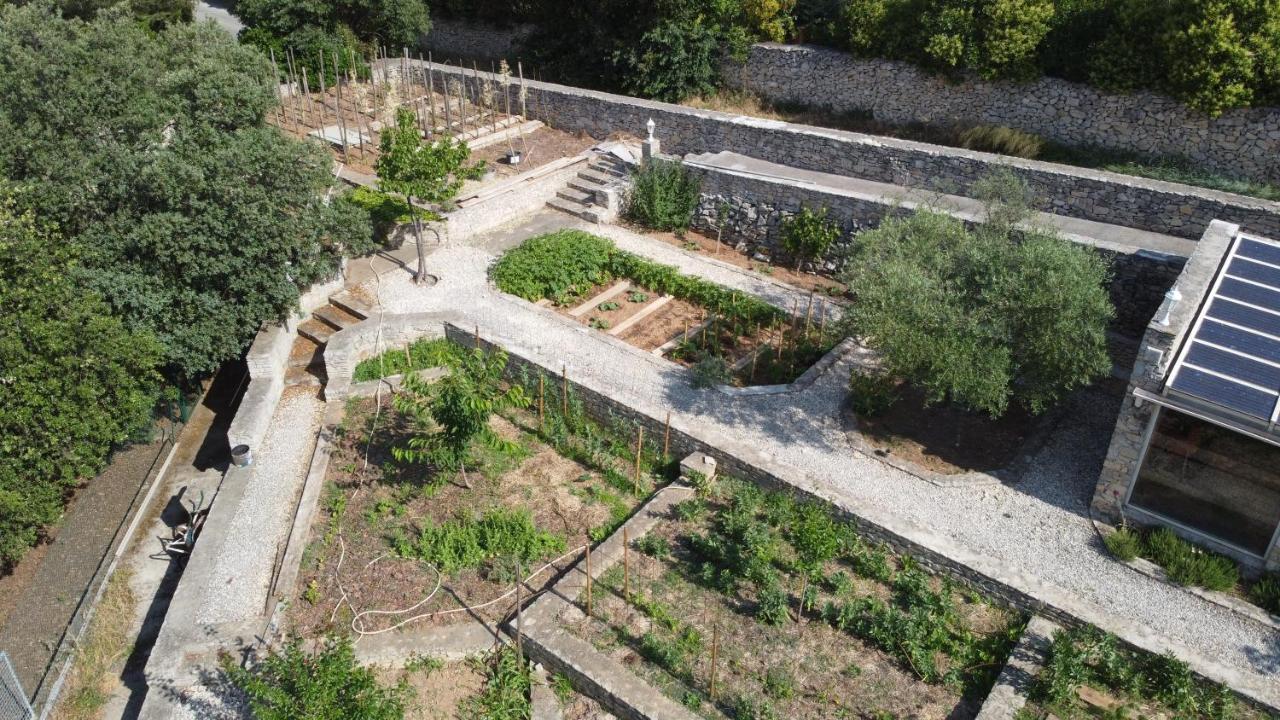 B&B Le Garric Nimes Exterior foto